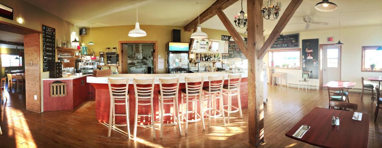 Auberge Cafe Acadien Бонавентюр Экстерьер фото